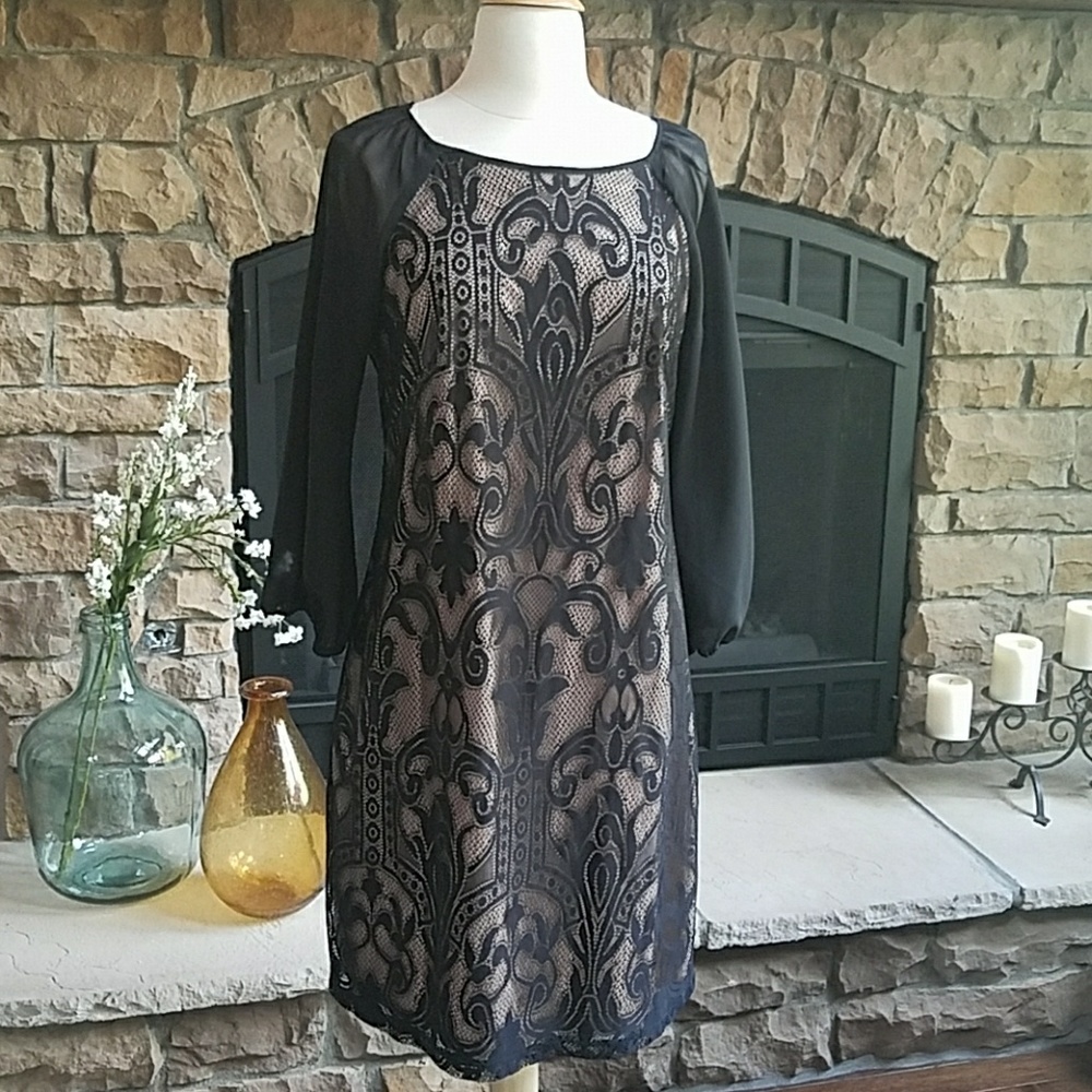 Adrianna Papell black lace dress 8